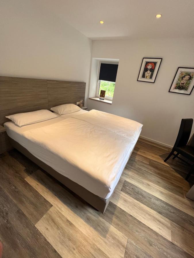 Eschberger Hof Hotel Саарбрюкен Екстериор снимка